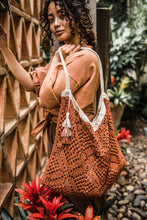 Cargar imagen en el visor de la galería, REVISTA POMPOM VERANO 2019-29