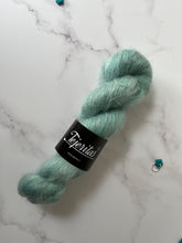 Cargar imagen en el visor de la galería, LANA SILK MOHAIR TEJERITAS
