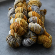 Cargar imagen en el visor de la galería, LBA Merino DK
