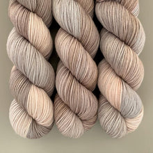 Cargar imagen en el visor de la galería, LBA Merino DK
