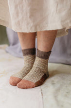 Cargar imagen en el visor de la galería, REVISTA POMPOM OTOÑO 2022 - 42
