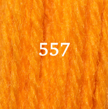 Cargar imagen en el visor de la galería, LANA TAPICERIA 10M
