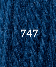 Cargar imagen en el visor de la galería, LANA TAPICERIA 10M
