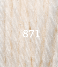 Cargar imagen en el visor de la galería, LANA TAPICERIA 10M
