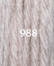 Cargar imagen en el visor de la galería, LANA TAPICERIA 10M
