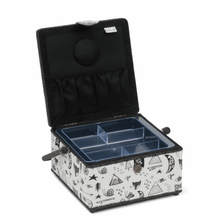 Cargar imagen en el visor de la galería, COSTURERO FORRADO MEDIANO CUADRADO BLANCO/NEGRO
