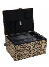 Cargar imagen en el visor de la galería, COSTURERO M LEOPARDO
