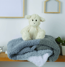 Cargar imagen en el visor de la galería, KIT CHAL LANA BEBE RIZO CON OSO
