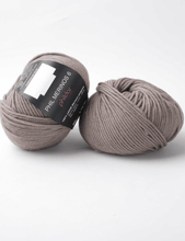 Cargar imagen en el visor de la galería, LANA PURA MERINO 6
