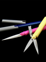 Cargar imagen en el visor de la galería, LAPIZ TIJERA
